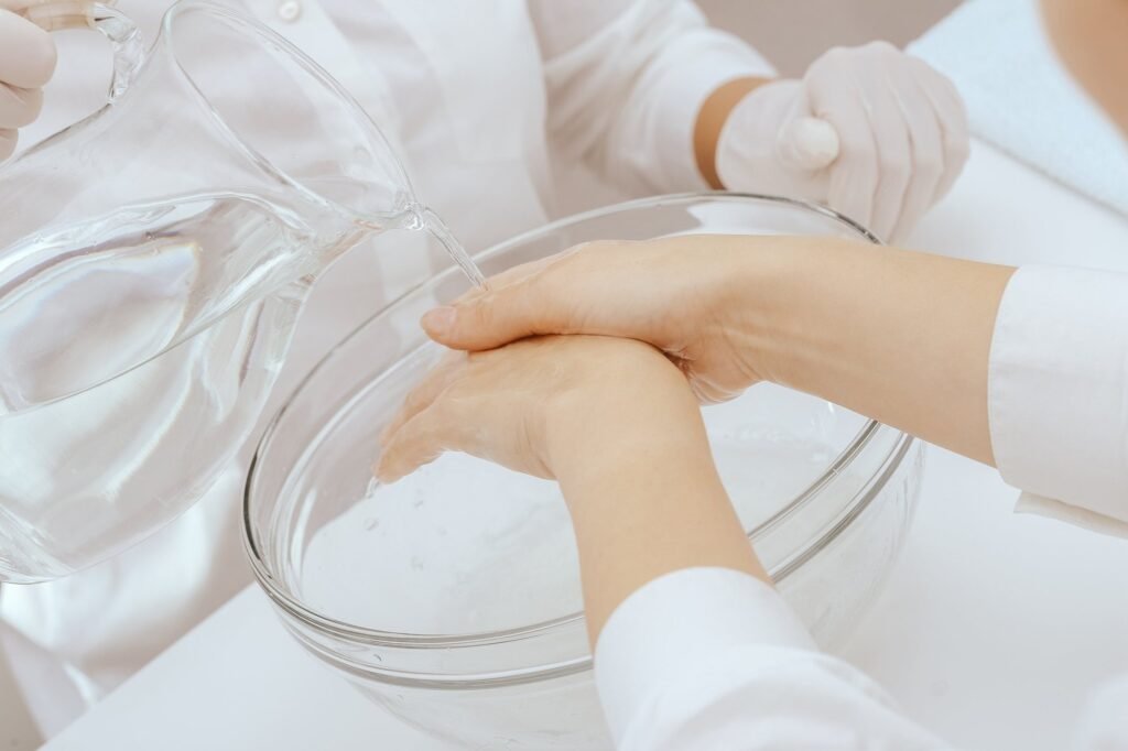 Paraffin and spa manicure